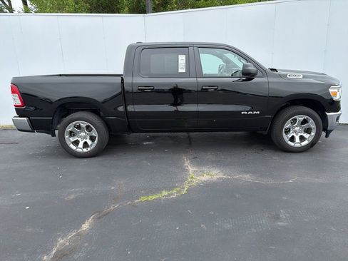 Used 2022 RAM 1500 Big Horn AWD/4WD image 2