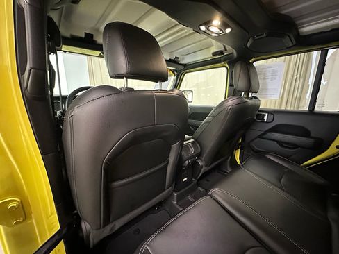 Used 2023 Jeep Wrangler Sahara w/ Cold Weather Group image 21