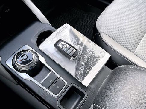 Certified 2023 Ford Escape SE image 15