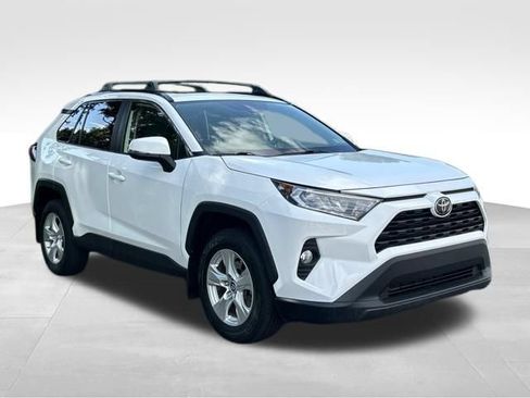 Used 2019 Toyota RAV4 XLE w/ Convenience Package AWD/4WD image 7