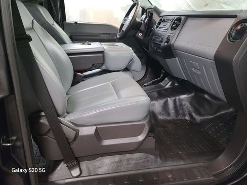 Used 2015 Ford F250 XL w/ Snow Plow Prep Package AWD/4WD image 14