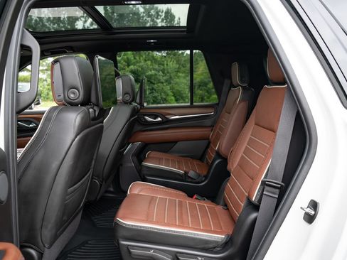 Used 2024 GMC Yukon Denali Ultimate AWD/4WD image 35