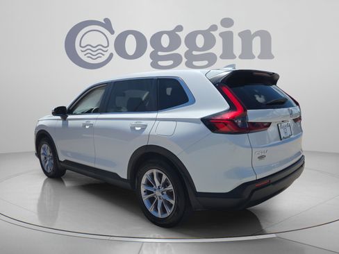 Used 2024 Honda CR-V EX image 3
