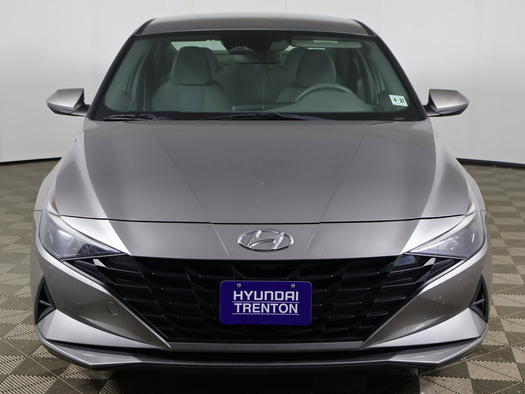 Used 2022 Hyundai Elantra Blue FWD image 11