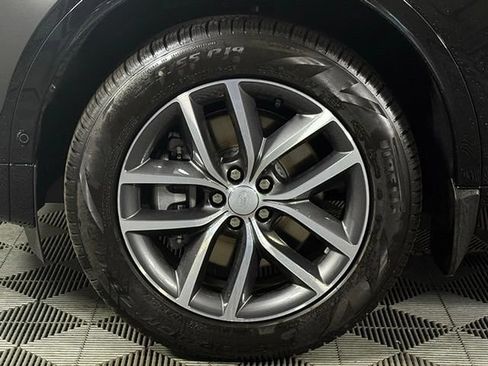 Used 2025 Land Rover Discovery Sport S AWD/4WD image 15
