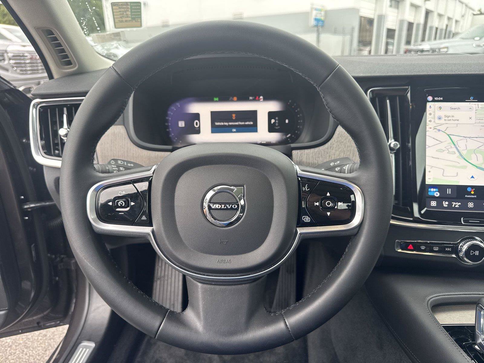 Used 2025 Volvo S90 B6 Plus AWD/4WD image 11
