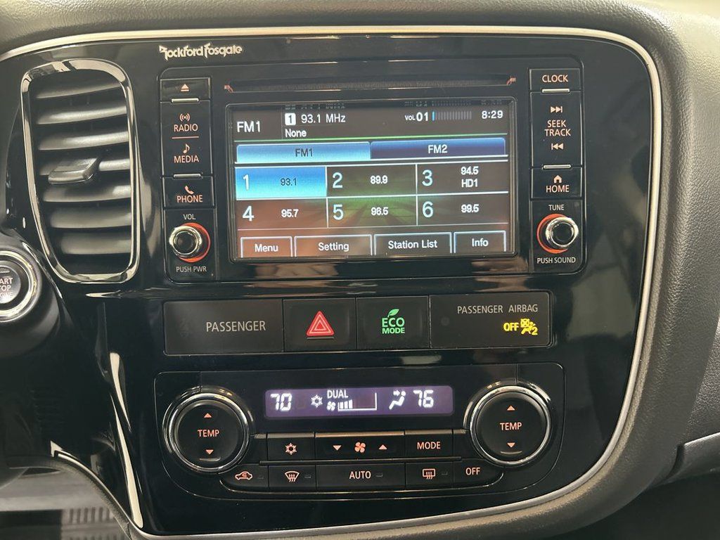Used 2016 Mitsubishi Outlander GT AWD/4WD image 16