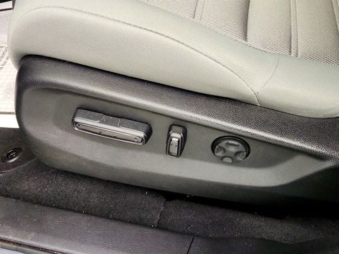 Used 2020 Honda CR-V EX image 11