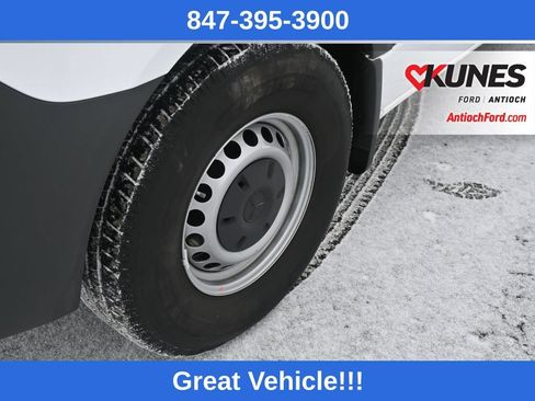 Used 2024 Mercedes-Benz Sprinter 2500 image 9