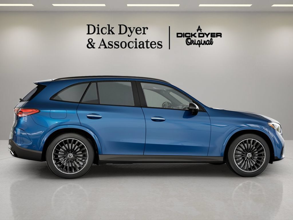Used 2026 Mercedes-Benz GLC 300 image 13