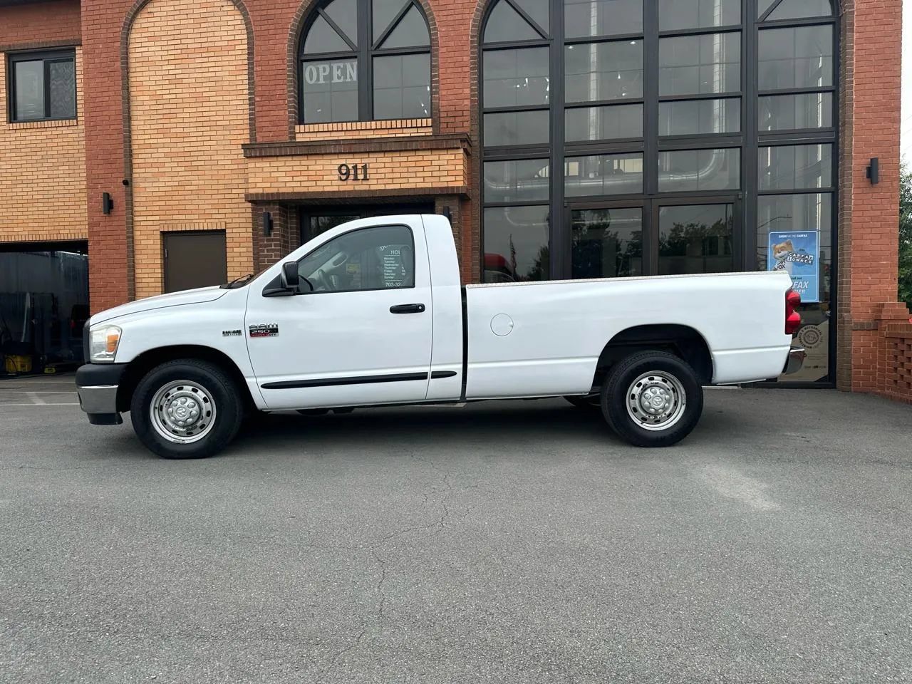 Used 2007 Dodge Ram 2500 Truck ST w/ Trailer Tow Group RWD image 4