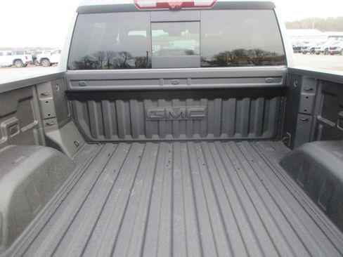 New 2026 GMC Sierra 1500 AT4 w/ AT4 Premium Package image 6