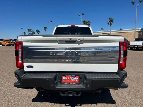 Used 2025 Ford F350 King Ranch w/ FX4 Off-Road Package image 5