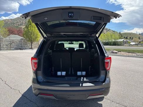 Used 2019 Ford Explorer XLT w/ Equipment Group 202A AWD/4WD image 7