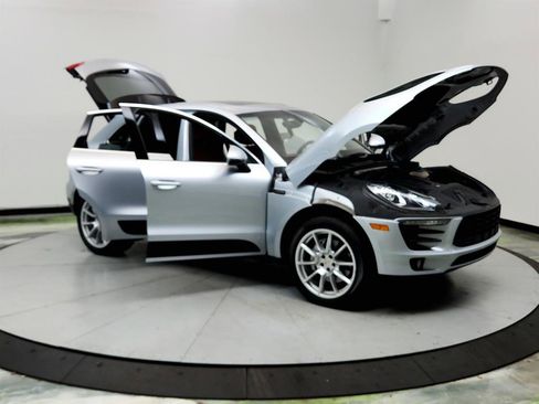 Used 2016 Porsche Macan S AWD/4WD image 10