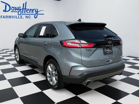 Used 2024 Ford Edge Titanium AWD/4WD image 3