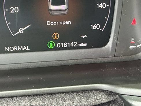 Used 2025 Honda Accord Sport image 32