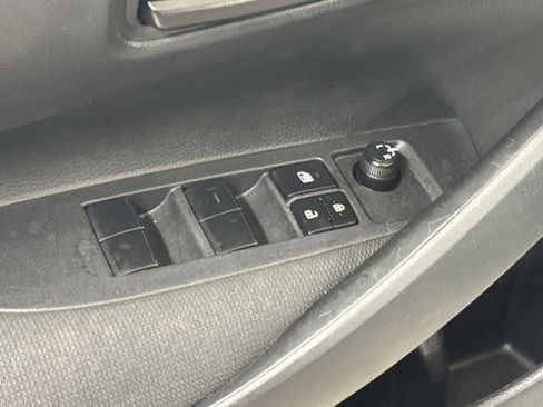 Used 2023 Toyota Corolla LE image 19