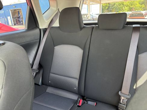 Used 2025 Kia Soul LX w/ LX Technology Package FWD image 36