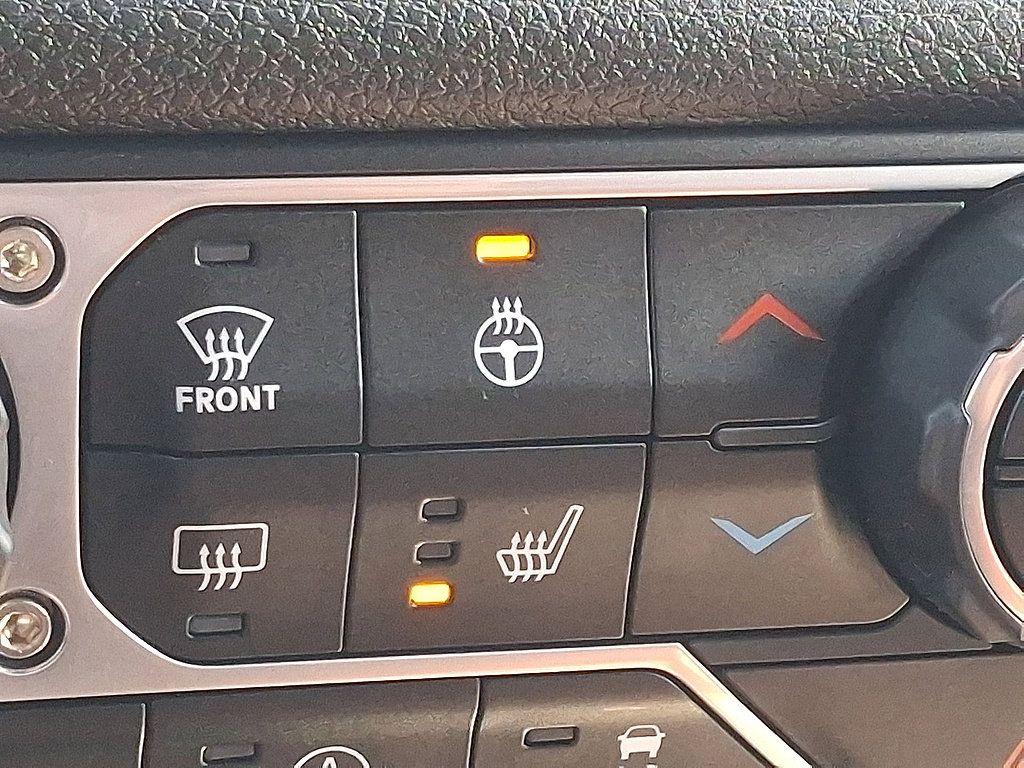 Used 2024 Jeep Gladiator Sport AWD/4WD image 19
