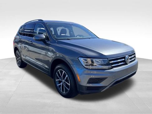 Used 2020 Volkswagen Tiguan SE AWD/4WD image 7