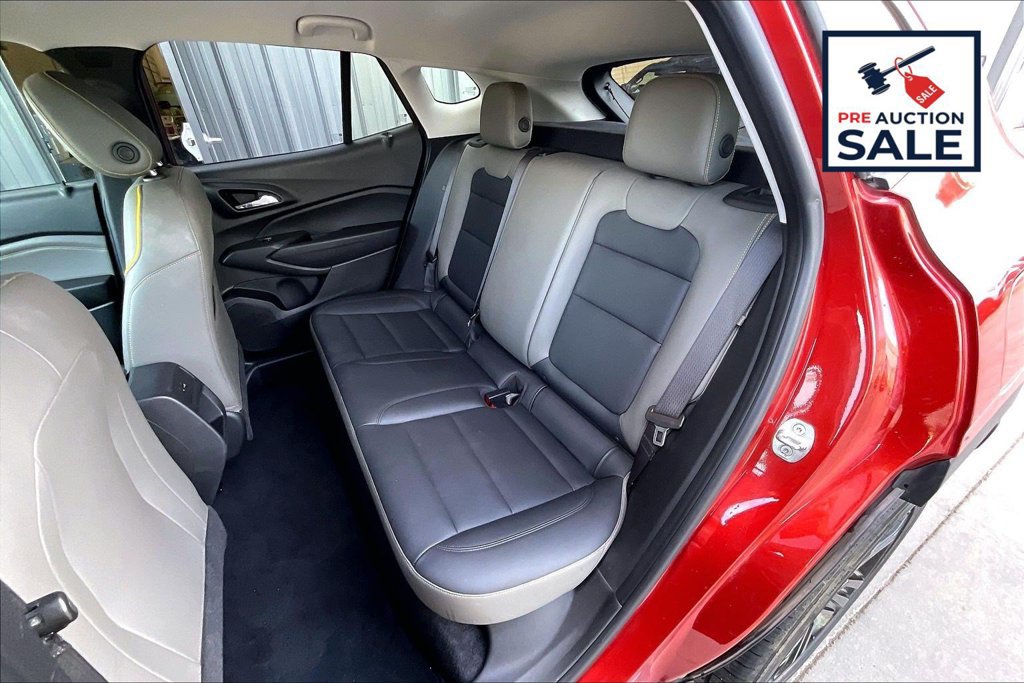 Used 2024 Chevrolet Trax ACTIV w/ Driver Confidence Package FWD image 26