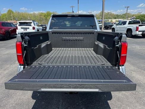 New 2026 Toyota Tacoma SR5 AWD/4WD image 16