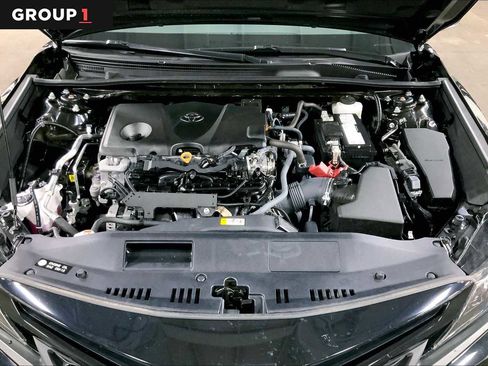 Used 2021 Toyota Camry SE w/ Cold Weather Package image 31