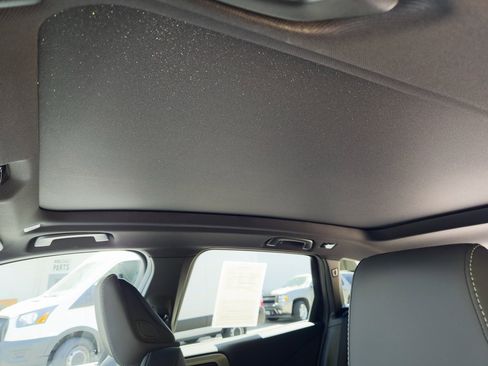 Used 2025 BMW X3 xDrive30i w/ Convenience Package image 20