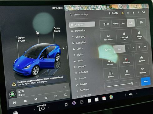 Used 2023 Tesla Model Y Long Range AWD/4WD image 25