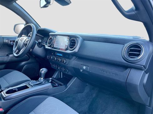 Used 2023 Toyota Tacoma TRD Sport image 26