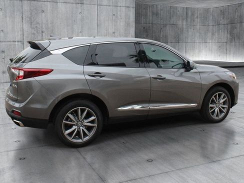 Used 2023 Acura RDX FWD w/ Technology Package image 5
