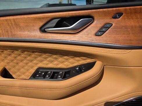 New 2026 Jeep Grand Cherokee Summit w/ Obsidian Package image 23