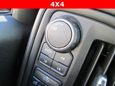 Used 2019 Chevrolet Silverado 1500 Custom Trail Boss w/ Custom Convenience Package image 22