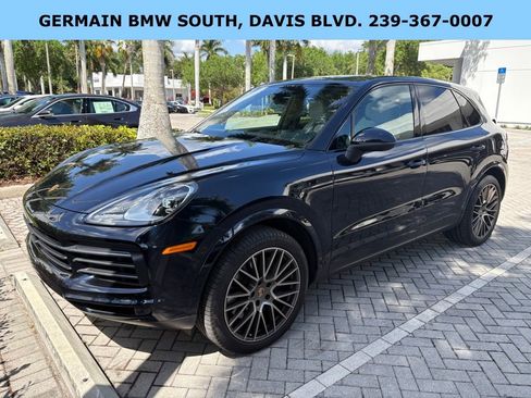 Used 2022 Porsche Cayenne S image 1