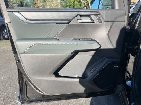 New 2026 GMC Acadia AT4 image 22