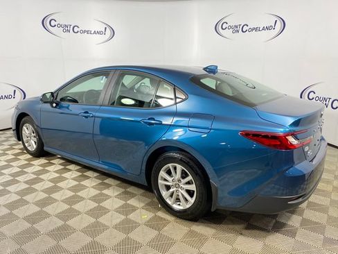 Certified 2025 Toyota Camry LE w/ Convenience Package AWD/4WD image 4