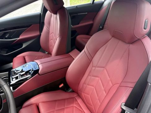 Used 2026 BMW 530i RWD image 19