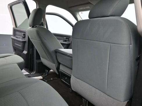 Used 2017 RAM 2500 Tradesman w/ Chrome Appearance Group image 25