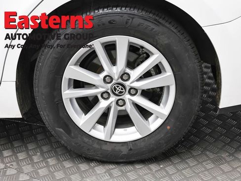 Used 2025 Toyota Camry LE FWD image 8