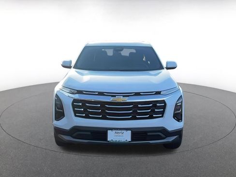 Used 2025 Chevrolet Equinox LT image 4