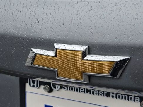 Used 2023 Chevrolet Equinox LT FWD image 41