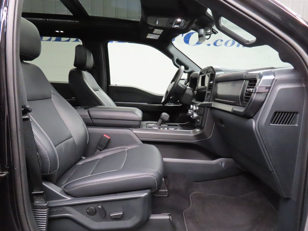 Used 2025 Ford F150 Lariat AWD/4WD image 34