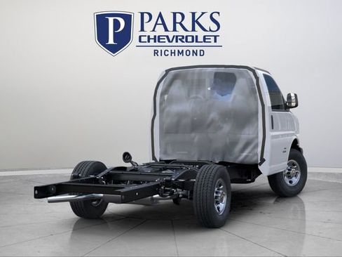 New 2025 Chevrolet Express 3500 w/ Power Convenience Package RWD image 7