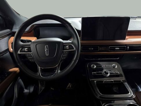 Certified 2023 Lincoln Nautilus Reserve w/ Class II Trailer Tow Package image 21