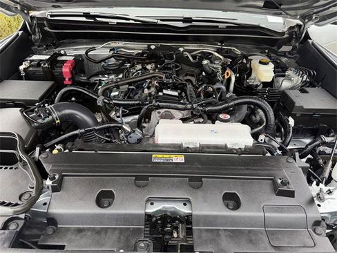 Certified 2025 Toyota Tacoma SR image 25