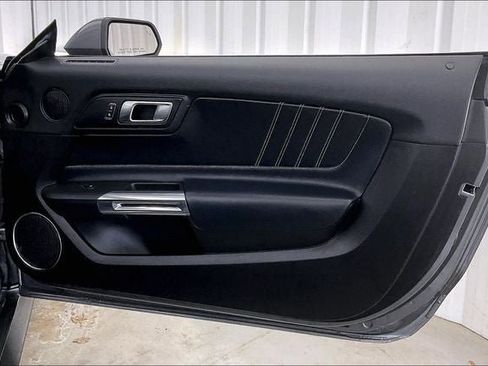 Used 2021 Ford Mustang Premium image 20