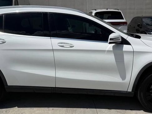 Used 2020 Mercedes-Benz GLA 250 w/ Premium Package image 5