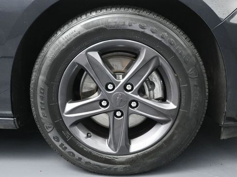 Used 2023 Chevrolet Malibu LS image 12