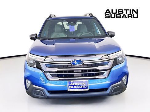 Used 2026 Subaru Forester Premium image 3